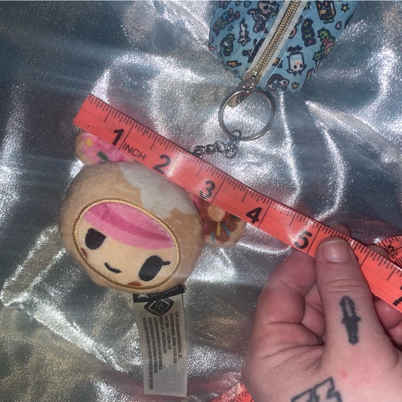 ❌SOLD❌NWOT Tokidoki Skinny Pencil Pouch & Plush Donutella Keyring - Picture 11 of 13